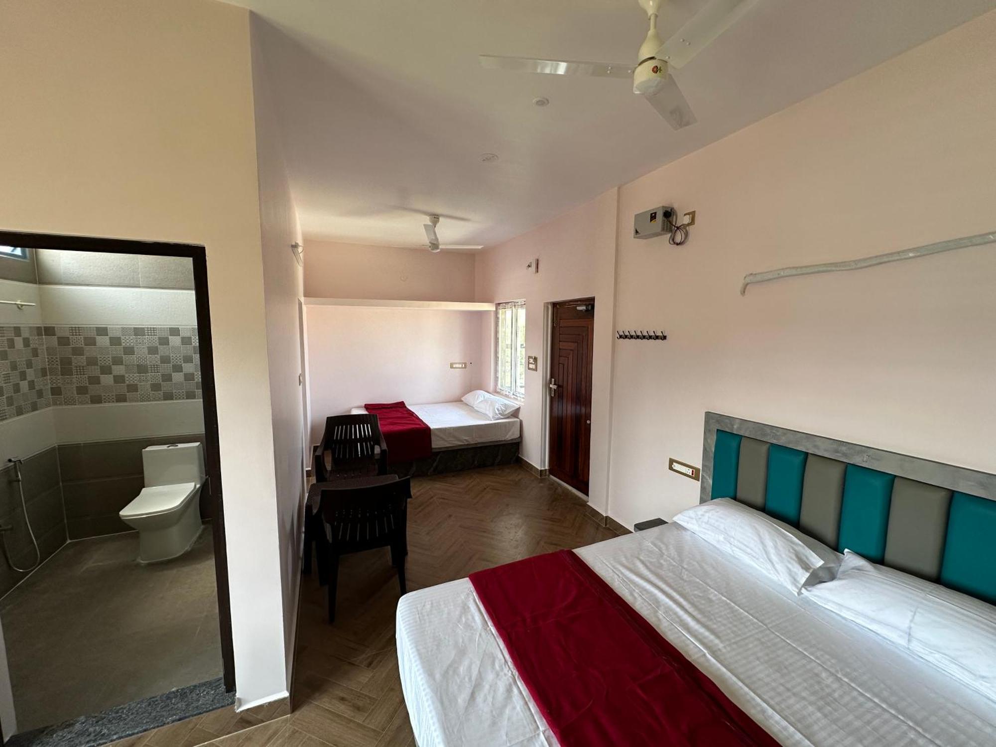 Om Lingeswaran Home Stay Тируваннамалай Экстерьер фото
