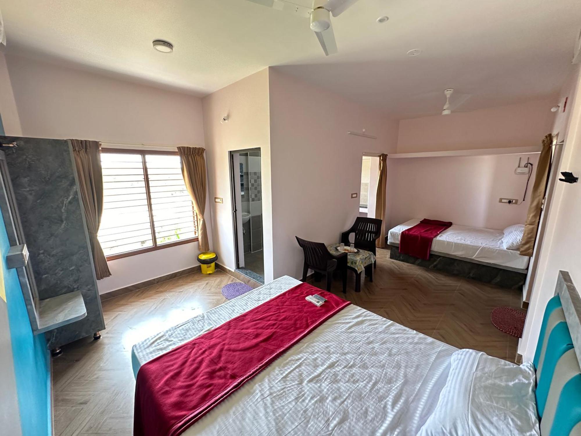 Om Lingeswaran Home Stay Тируваннамалай Экстерьер фото