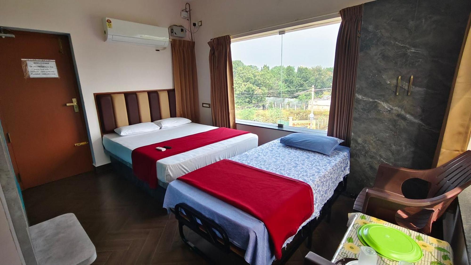Om Lingeswaran Home Stay Тируваннамалай Экстерьер фото